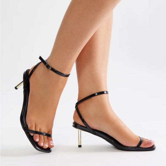 New sold out patent look and gold kitten heel - Picture 2 of 4